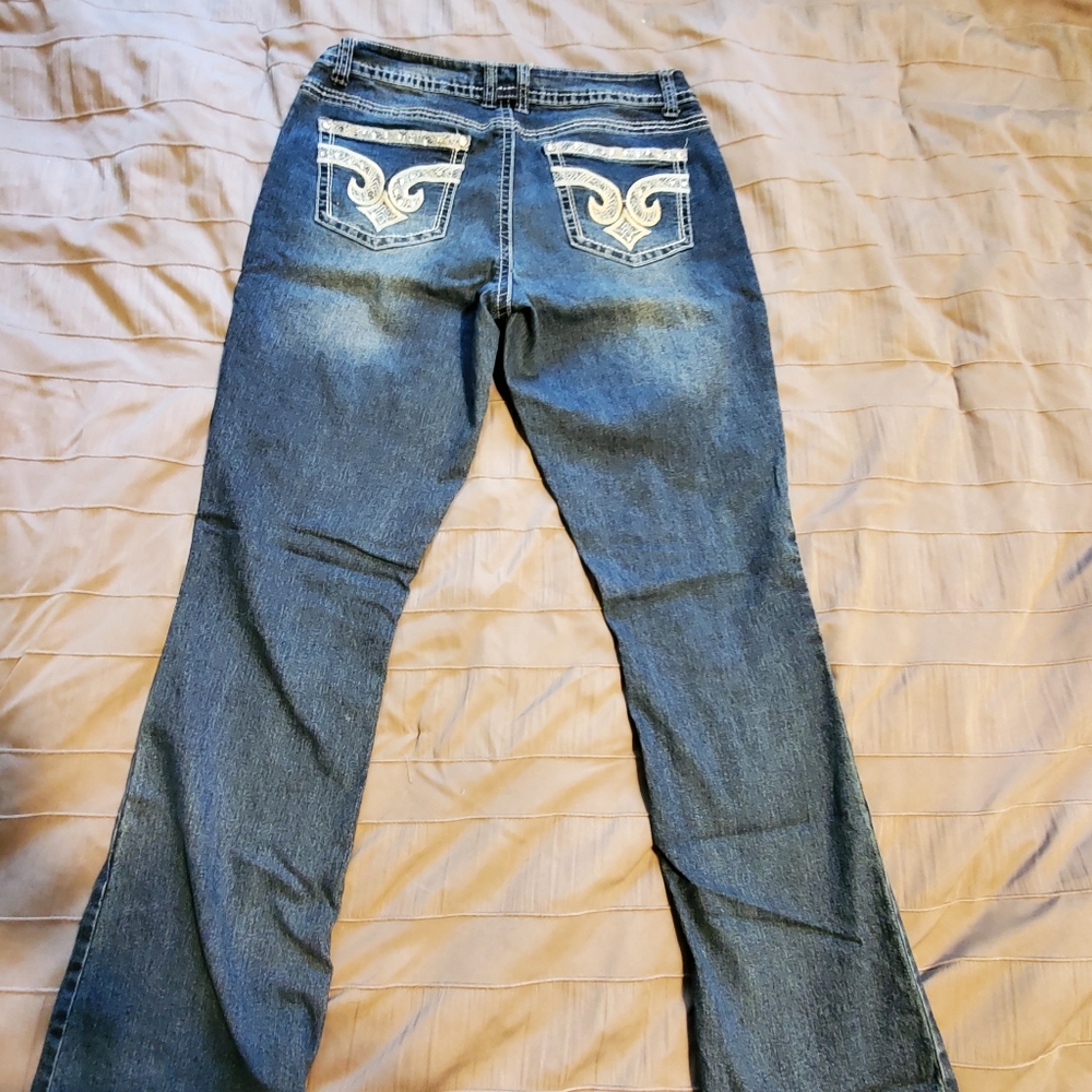 Revolt jeans